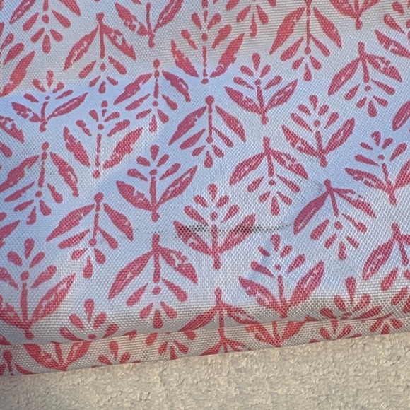 Scout Pink and White Patterned X Large Tote Bag - Picture 4 of 6